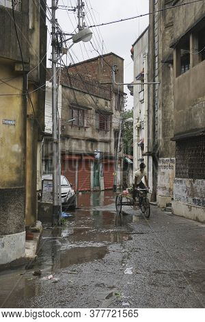 Howrah, West Bengal, India - 21st May 2020 : Rain Water Logged Road, Due To Super Cyclone Amphan. Th