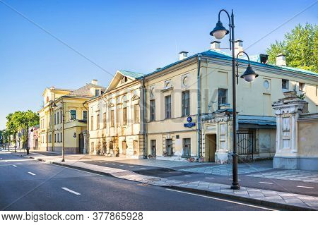Moscow/russia - 06/24/2020. Old Buildings Of Yellow Mansions On Pyatnitskaya Street In Moscow And La