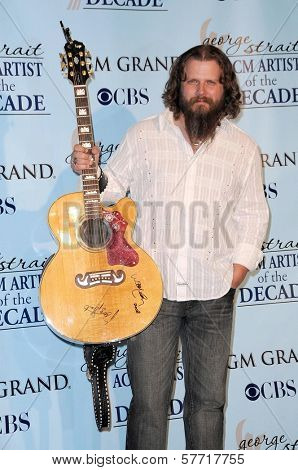 Jamey Johnson in the press room at the Academy Of Country Music Awards' Artist Of The Decade. MGM Grand, Las Vegas, NV. 04-06-09