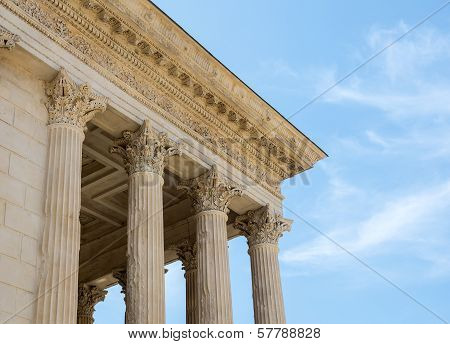 Nimes: Maison Carree