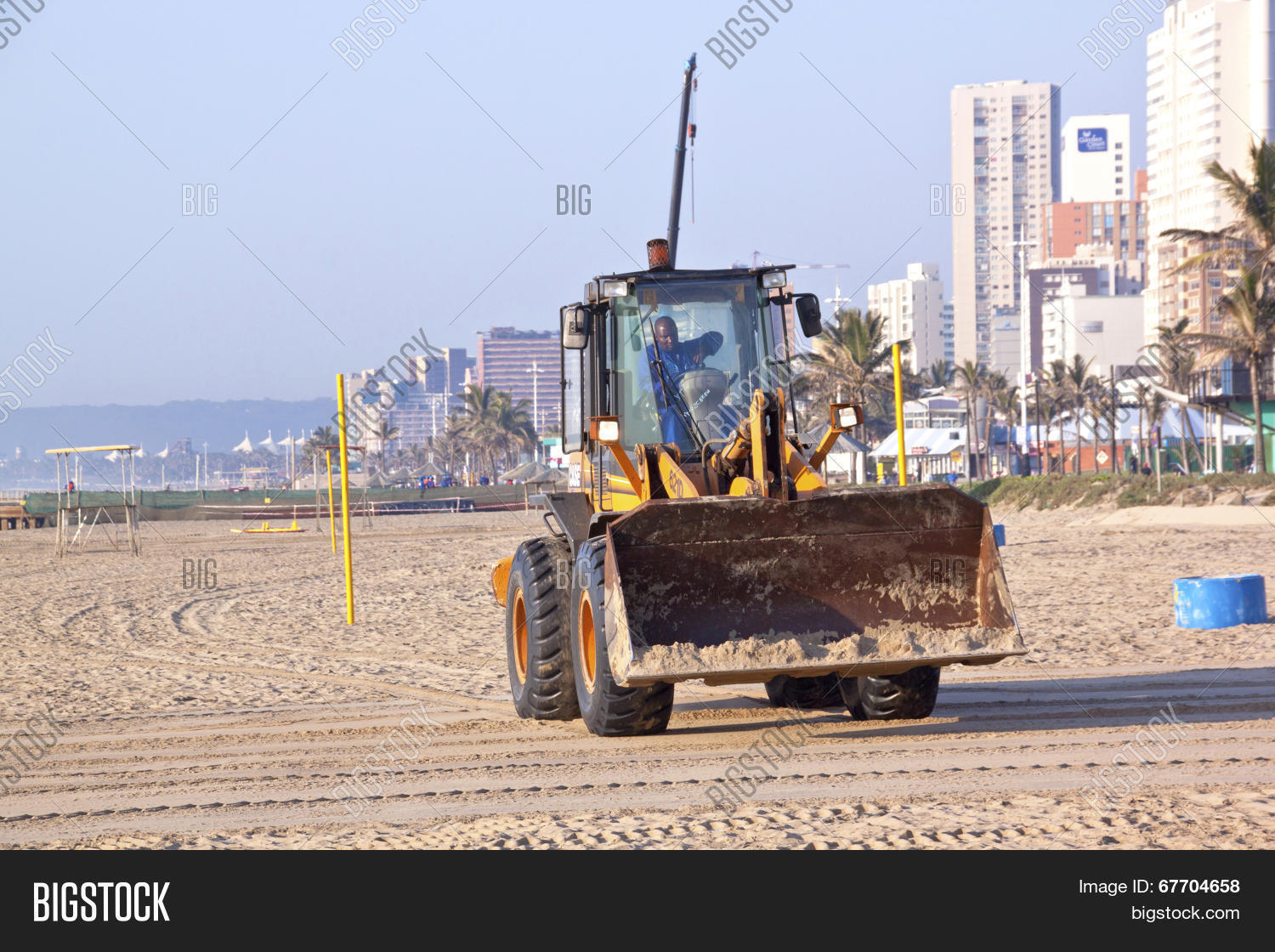Payloader Working On Image & Photo (Free Trial) | Bigstock