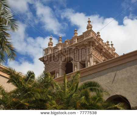 Udsmykkede tårn fra Alcazar haver i Balboa Park