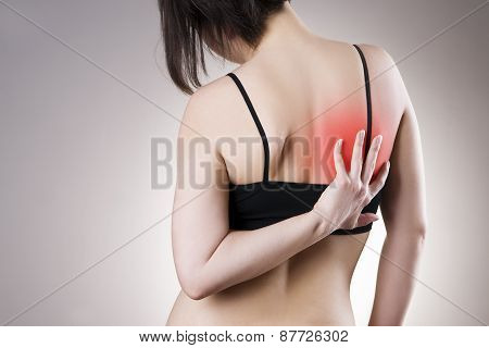 Pain In Back Of Women