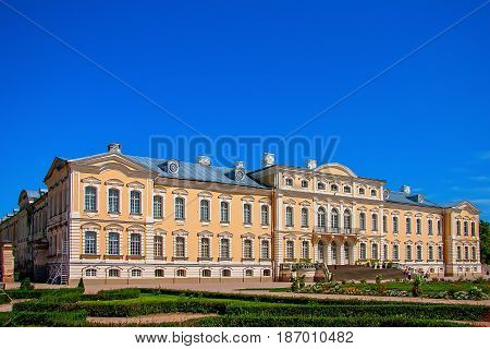 Rundale Palace is the most important Baroque palace Latvian