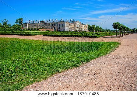 Rundale Palace is the most important Baroque palace Latvian