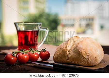 Roll, Tea And Romatoes