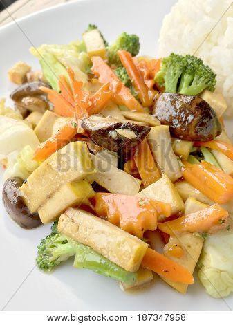Stir Fried Tofu In Chinese Style, Deep Fried Tofu With Gravy Sauce ,stir Fried Tofu With Mixed Veget