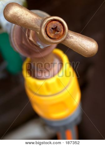 花园水龙头
