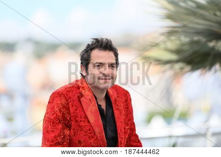 Matthieu Chedid  attends the 'Faces, Places (Visages, Villages)' photocall during the 70th annual Cannes Festival at Palais des Festivals on May 19, 2017 in Cannes, France. 