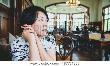 Asia Women Thao Chin In Coffee Shop Vintage Style