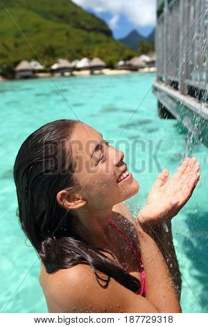 Girls asian girl taking a shower did farrah