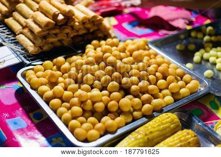 Thai Fresh Fried Dough Snacks
