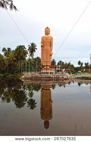 Peraliya, Sri Lanka - December 23, 2014: The Buddha Statue In Peraliya