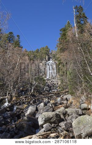 Ratera Waterfall, Aigües Tortes I Estany De Sant Maurici National Park, Lleida, Catalonia, Spain