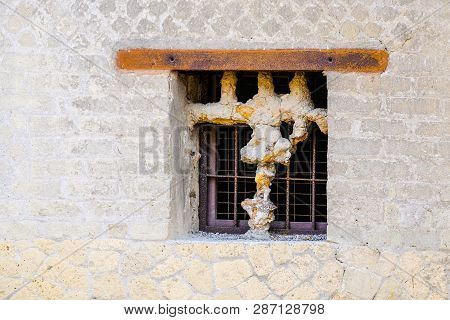 Herculaneum, Ancient Roman Town. Window In The Wall Of Living House. Archeological Site, Ercolano, I