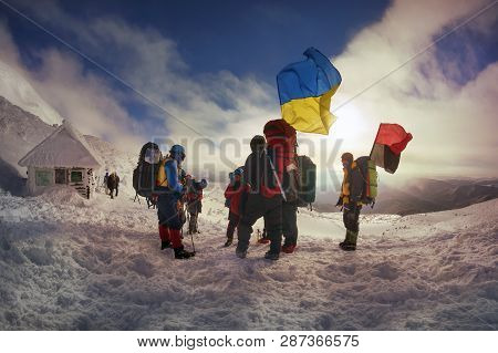 Flags Of Ukraine Climbers