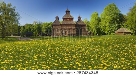Museum Of Architecture In Pirohovo