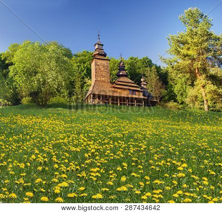 Museum Of Architecture In Pirohovo