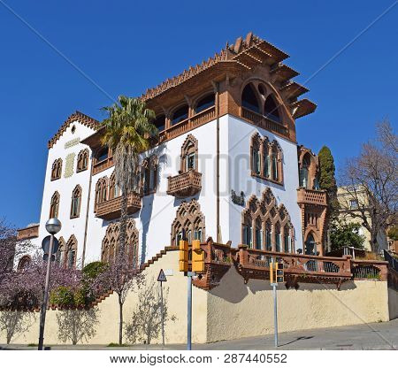 Buildings Of Interest, In Barrio San Gervasio Barcelona