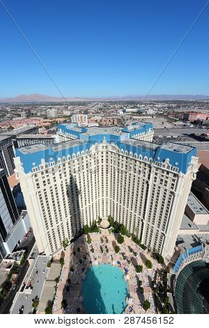 Las Vegas, Usa - April 14, 2014: Paris Las Vegas Hotel View In Las Vegas. The Hotel Is Among 30 Larg