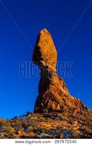 Balanced Rock Formation, Arches National Park
