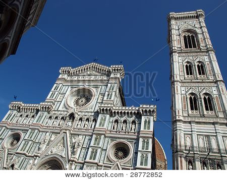 Pohled Giottova zvonice a Duomo - Florencie