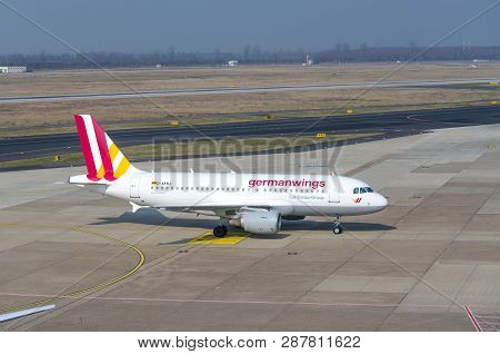 Dusseldorf, Nrw, Germany - March 18, 2015: Up, Airplane Dusseldorf. View Of The Tarmac. Large Passen