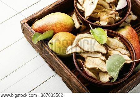 Dry Pear Fruit