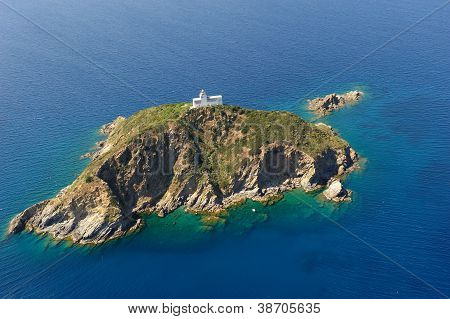 Isola d'Elba-Palmaiola rock island