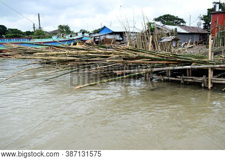 Traditional Bamboo At River Side ,the Photo Was Taken From Shitolokkha River, Narayanganj,rupgonj On
