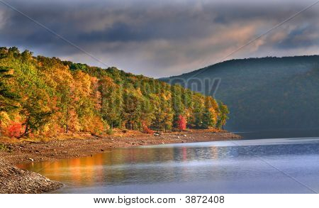 Mglisty wcześnie rano