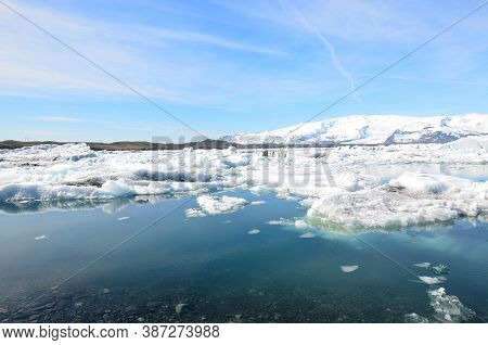 Amazing Look At The Icefloe In Jokulsarlon Lagoon.