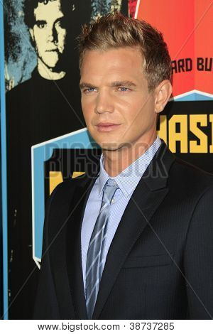 LOS ANGELES - 18 ott: Taylor Handley presso il 'Chasing Mavericks' - Los Angeles Premiere al Pacifico Th