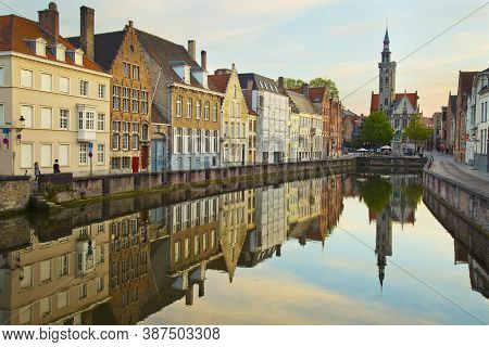 Bruges (brugge), Belgium. 5 May 2016. Canals Of Bruges (brugge).