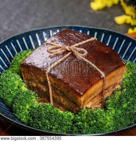 Dong Po Rou (dongpo Pork Meat) In A Beautiful Plate With Green Vegetable, Traditional Festive Food F