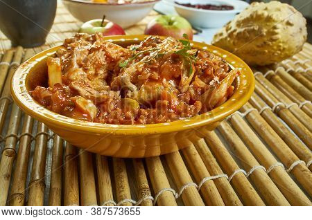Alitas De Pollo En Salsa Picante