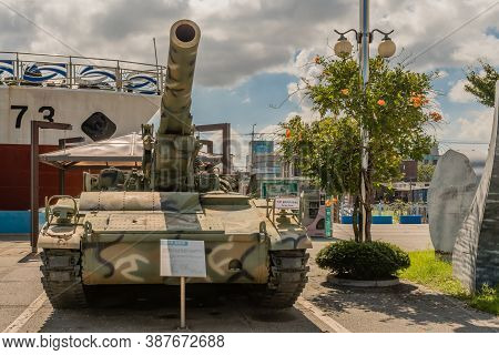 Seosan, South Korea; September 13, 202: Front View Of 8 Inch Self-propelled Gun On Display At Seasid