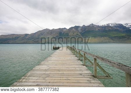 Lake Wakatipu Is An Inland Lake (finger Lake) In The South Island Of New Zealand. It Is In The South