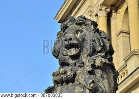 Kaliningrad, Russia - September 30, 2020: Sculpture Of A Lion On The Porch Of Kenigsberg Stock Excha