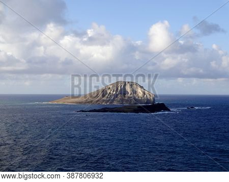 Manana Island And Kaohikaipu Island Off The Coast Of Oahu.  They Are Located On The Windward Side Of