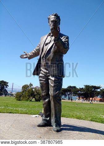 San Francisco  - September 20, 2010: Statue Of Congressman Phillip Burton, 1926-1983 By Sculptor Wen