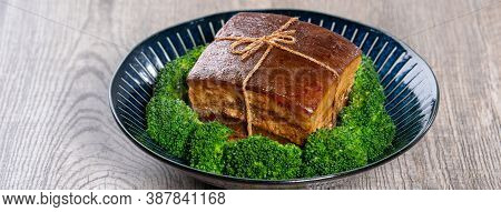 Dong Po Rou (dongpo Pork Meat) In A Plate With Green Vegetable, Traditional Festive Food For Chinese