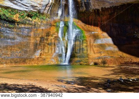 Lower Calf Creek Falls Waterfall Colorful Views From The Hiking Trail Grand Staircase Escalante Nati
