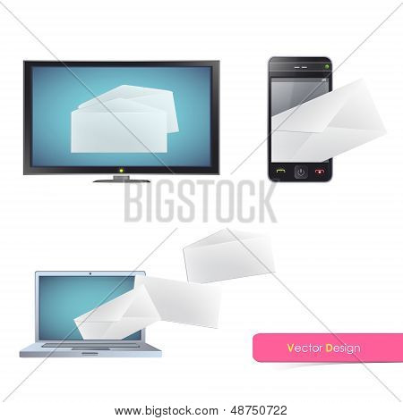 Realistische Tv, Computer en telefoon geïsoleerd op een witte achtergrond met envelop binnen. Vector Design.