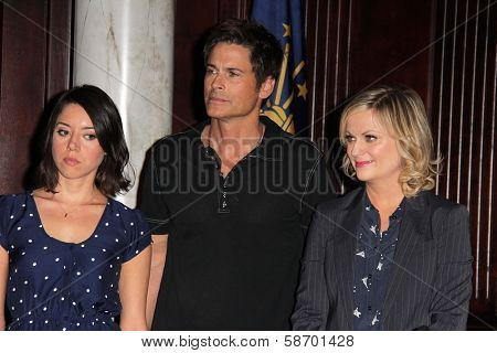 Aubrey Plaza, Rob Lowe and Amy Poehler at the 