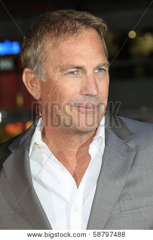 LOS ANGELES - JAN 15: Kevin Costner at the premiere of Paramount Pictures' 'Jack Ryan: Shadow Recruit' at TCL Chinese Theater on January 15, 2014 in Los Angeles, CA