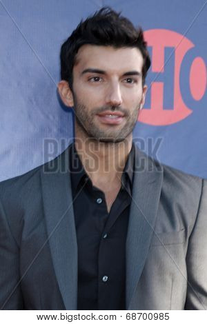 LOS ANGELES - JUL 17:  Justin Baldoni at the CBS TCA July 2014 Party at the Pacific Design Center on July 17, 2014 in West Hollywood, CA