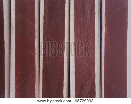 Packaging matches