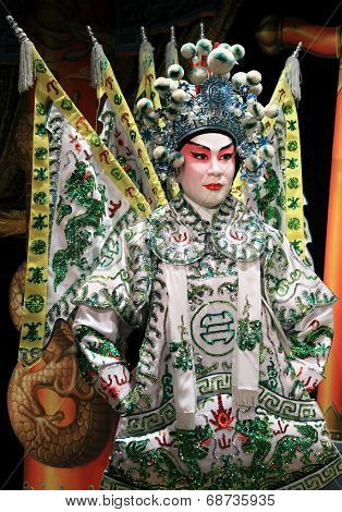 Cantonese opera dummy