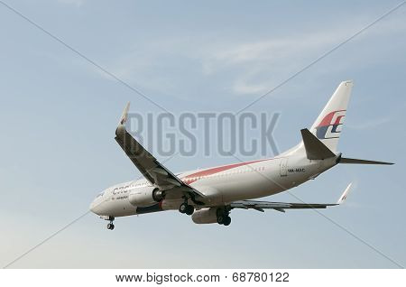 Boeing 737  Ready For Landing